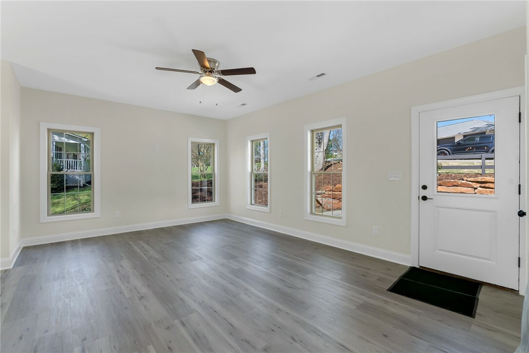 Property Photo: 3062 Woodale Circle SC 29678