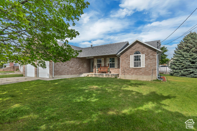 Property Photo: 1592 N 500 W UT 84043