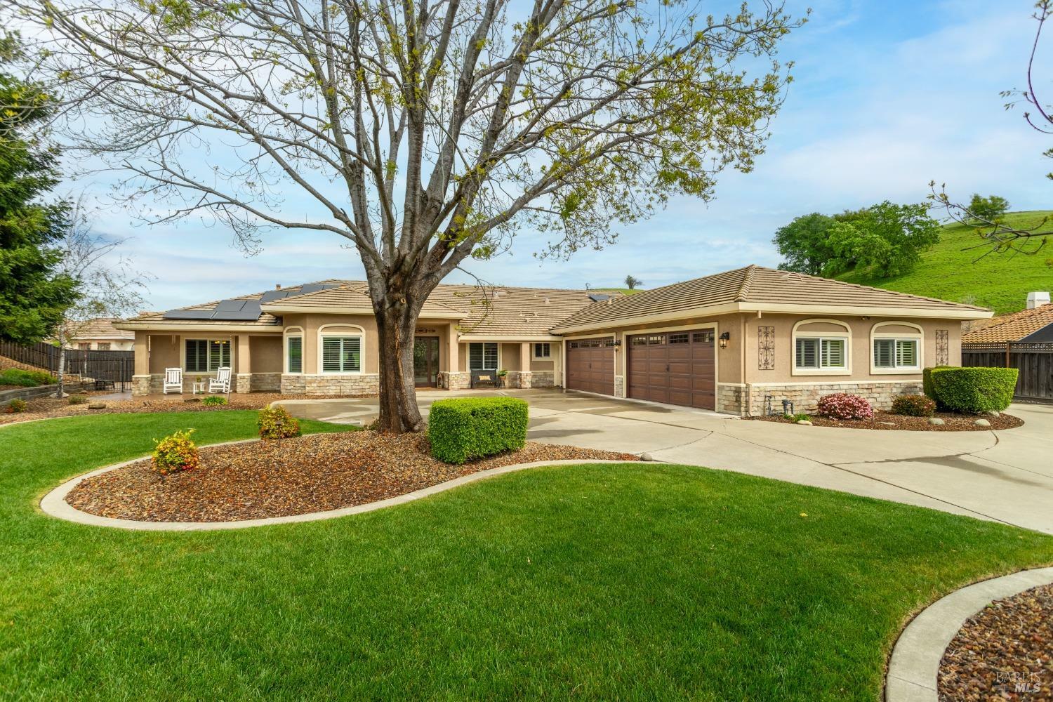 6121 N Vine Street  Vacaville CA 95688 photo