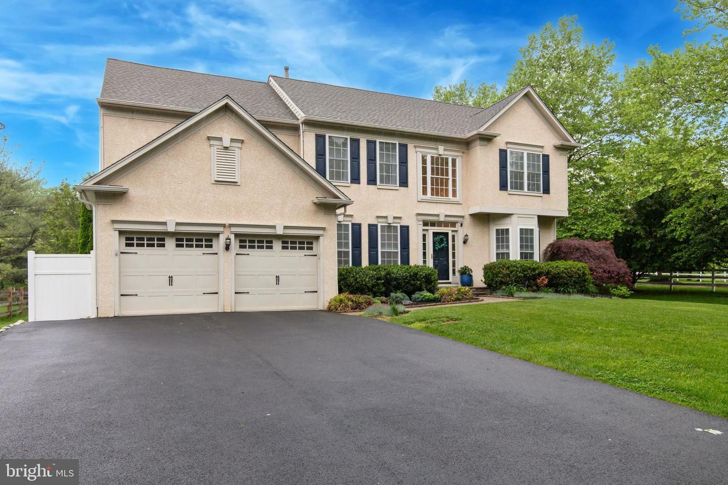 Property Photo: 162 Applegate Drive PA 19382