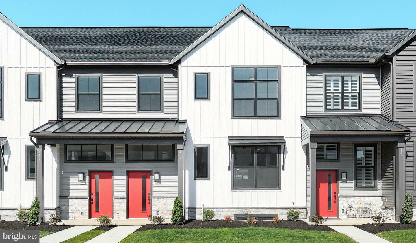 Property Photo: 121 Madison Drive PA 17055