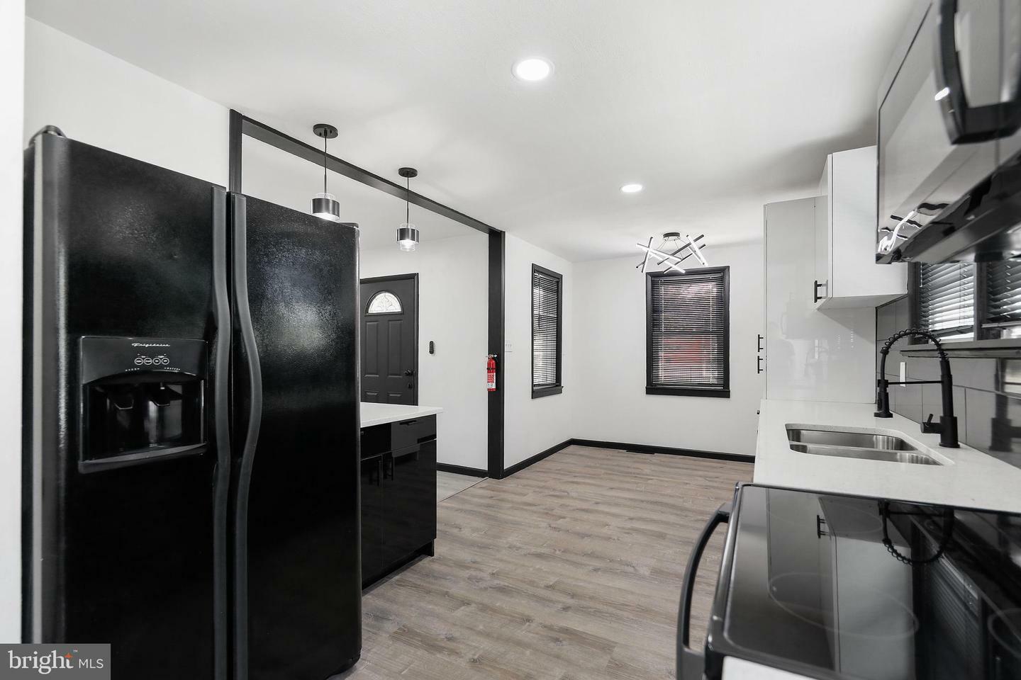 Property Photo: 8 Baldwin Lane NJ 08046