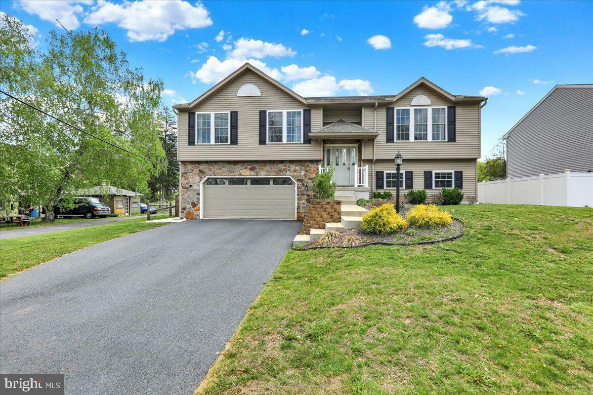 Property Photo: 241 Pennwyn Place PA 19607