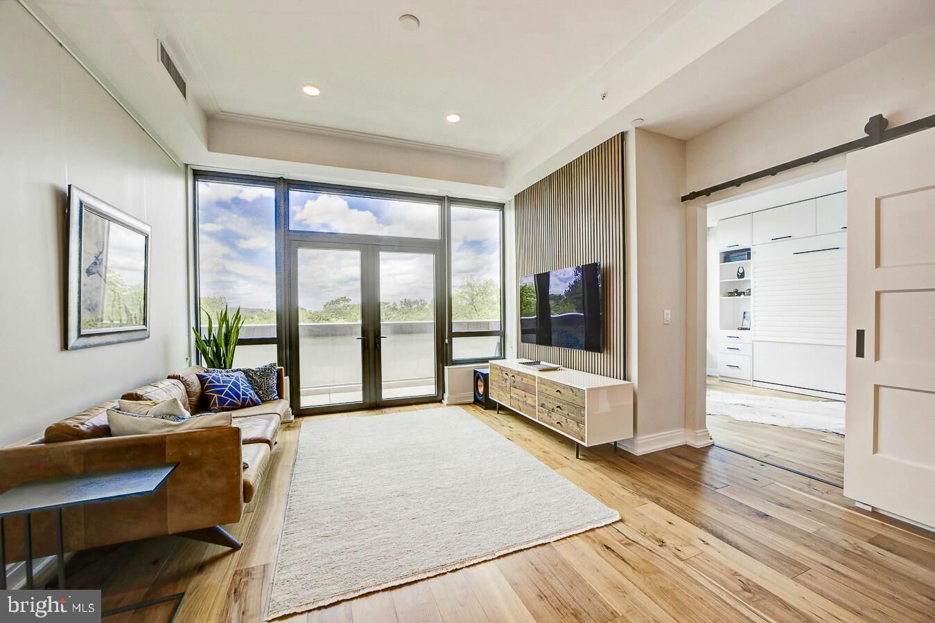 Property Photo: 1111 Pennsylvania Avenue SE 409 DC 20003