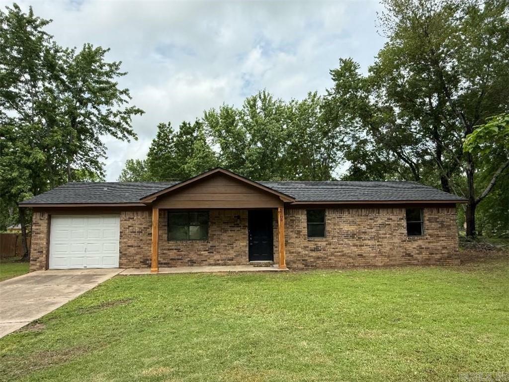 Property Photo: 3705 E 6th St AR 72802