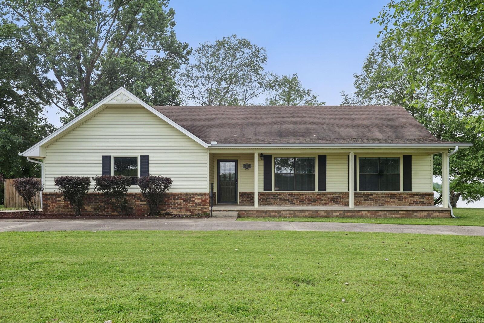 Property Photo:  12130 Willow Beach Road  AR 72117 