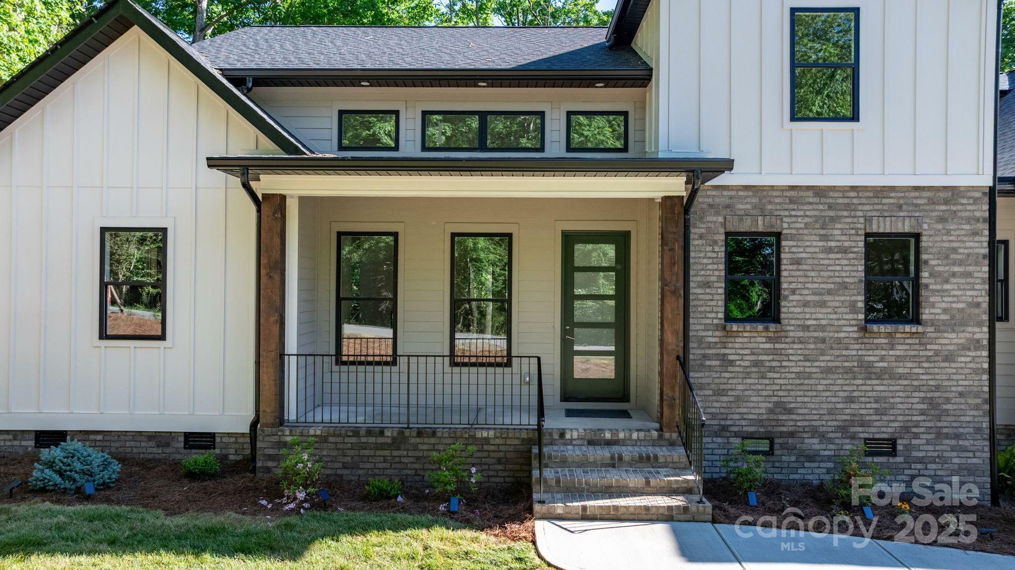 Property Photo: 111 Greens Road NC 28630
