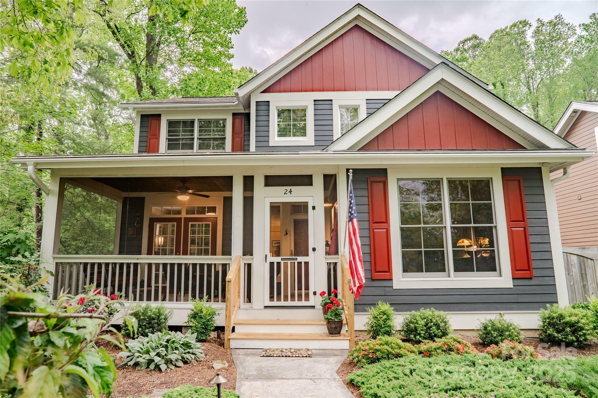 Property Photo:  24 Stepping Stone Lane  NC 28731 