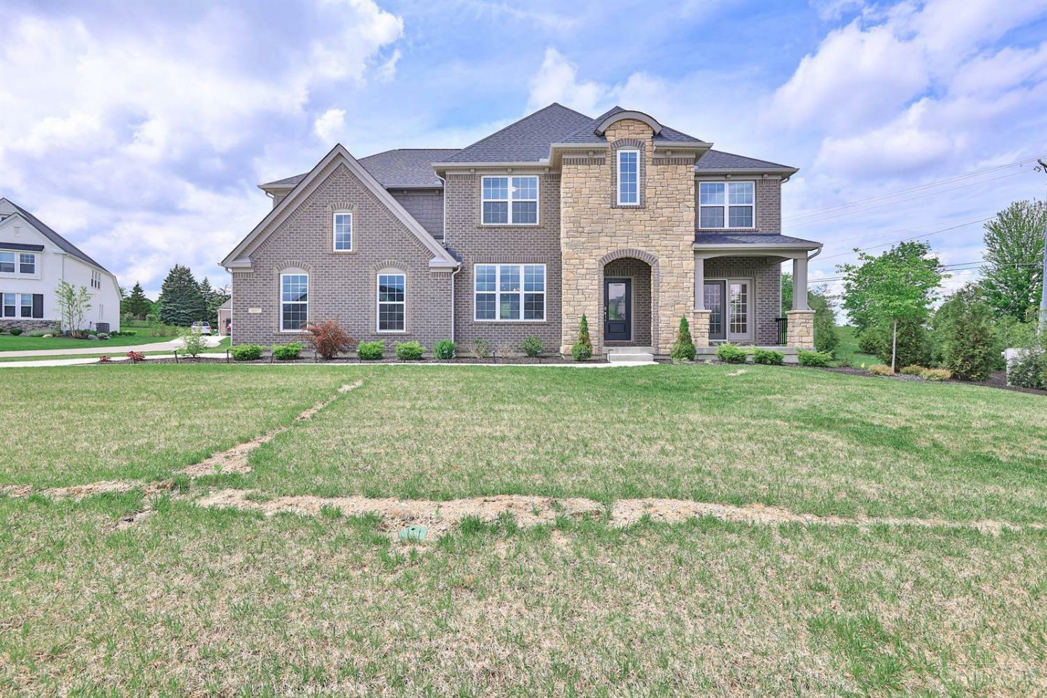 Property Photo: 5017 Ainsley Drive OH 45040