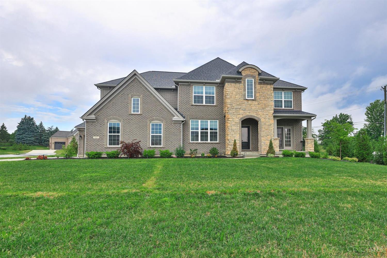 Property Photo:  5017 Ainsley Drive  OH 45040 