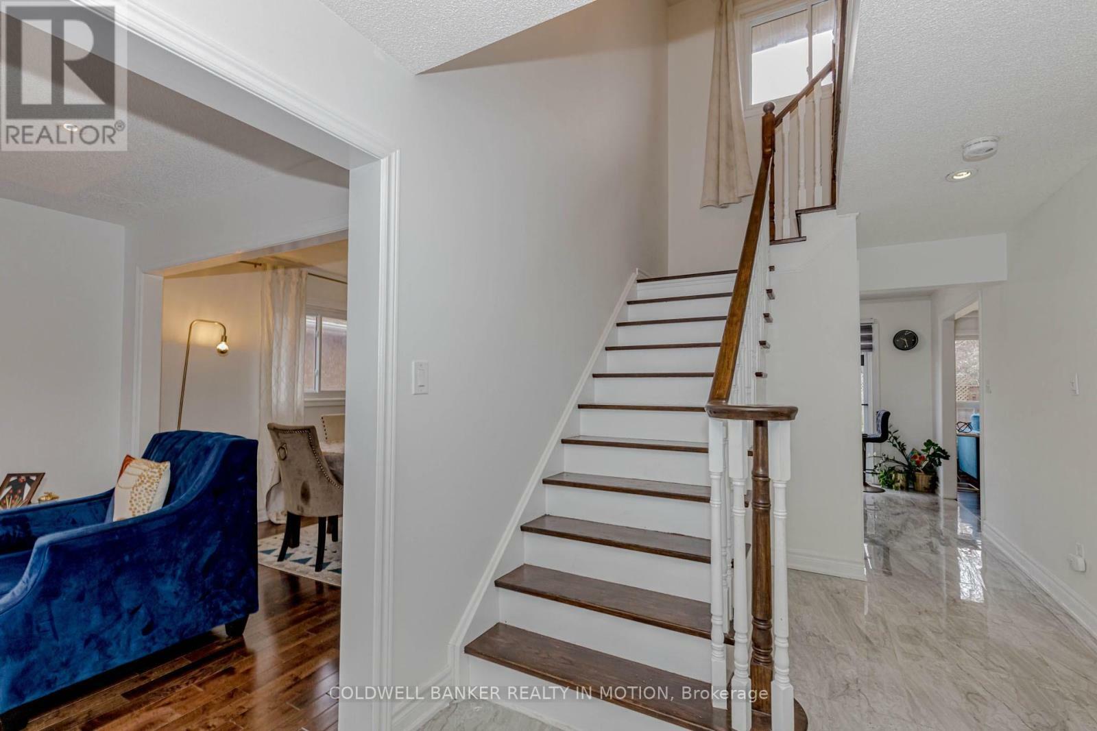 Photo de la propriété: 42 River Glen Blvd Boulevard South ON L6H 5Z6