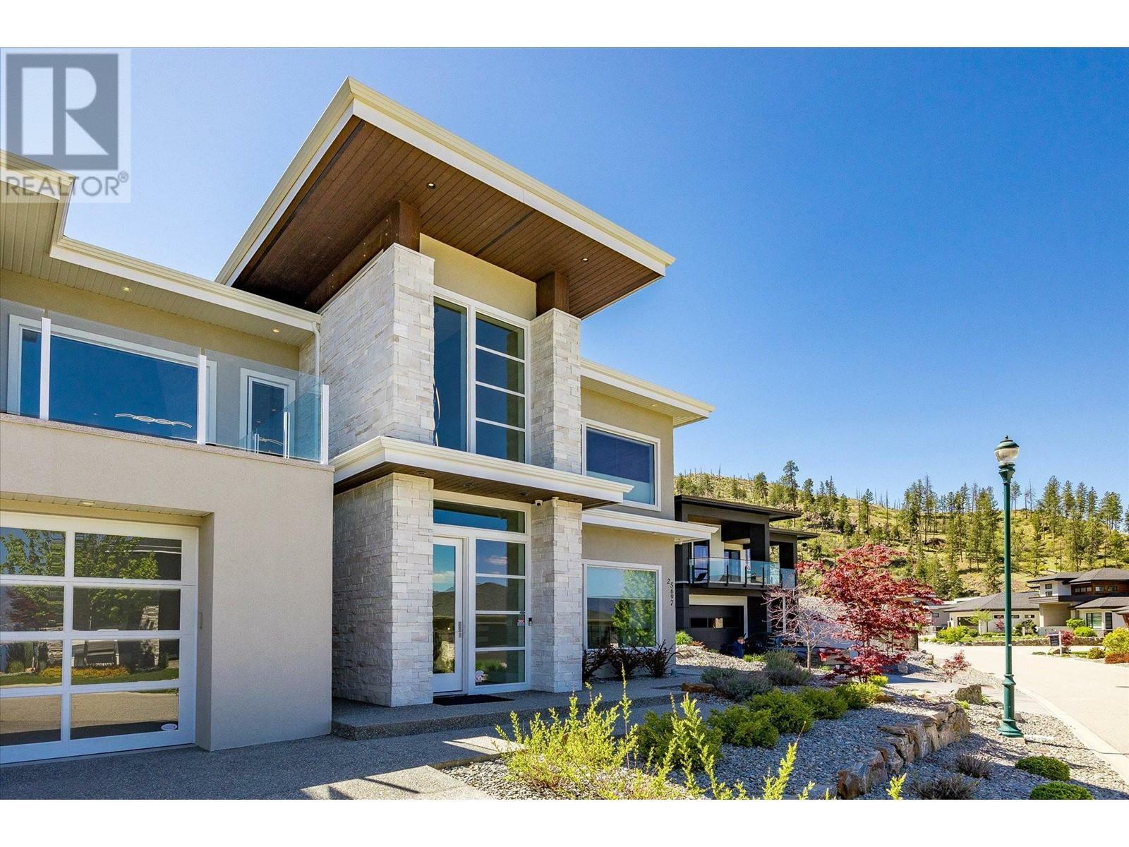 Photo de la propriété: 5697 Jasper Way BC V1W 5L7