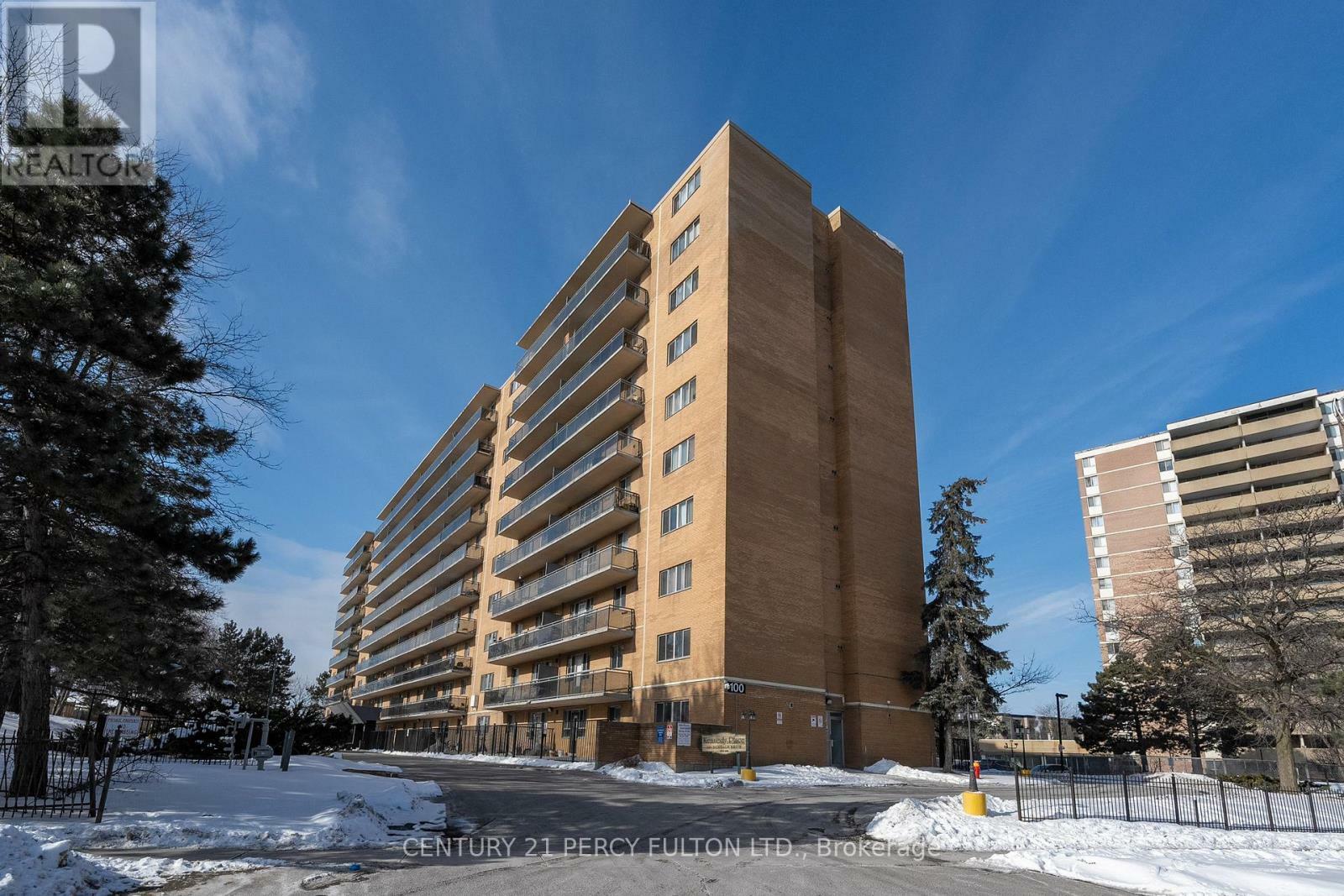 Property Photo: 100 Dundalk Drive 516 ON M1P 4V2