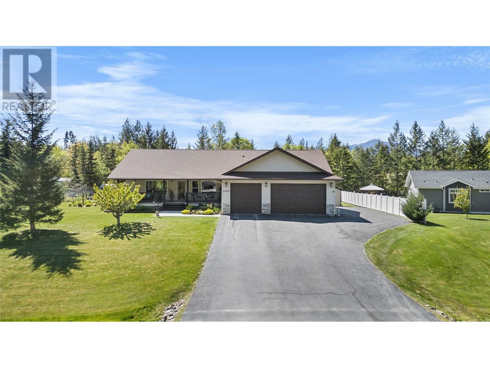 Photo de la propriété: 1333 8th Avenue North BC V0B 1G6