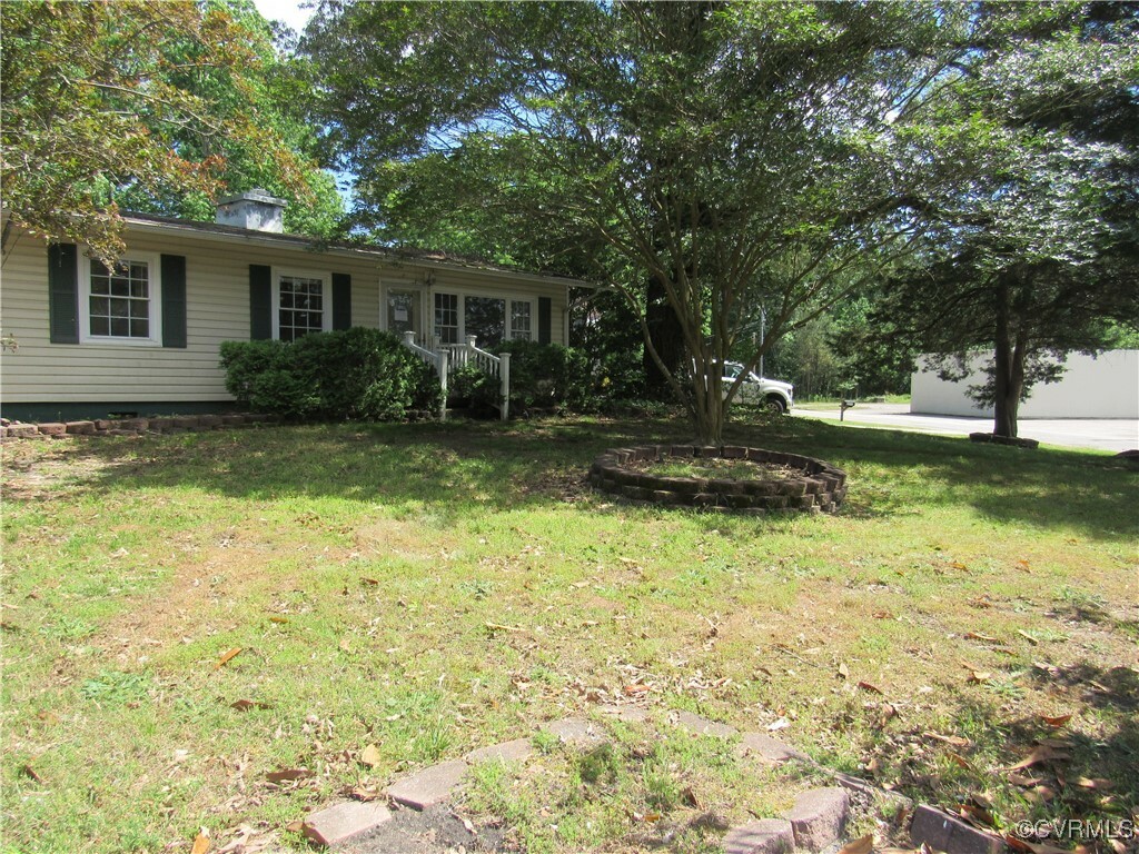 Property Photo: 2507 Deerfield Drive VA 23805