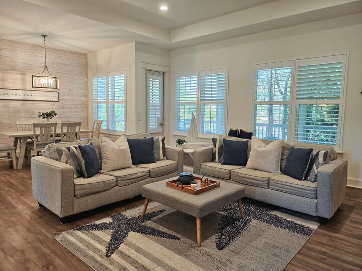 Property Photo: 10 Gulfview Way FL 32459