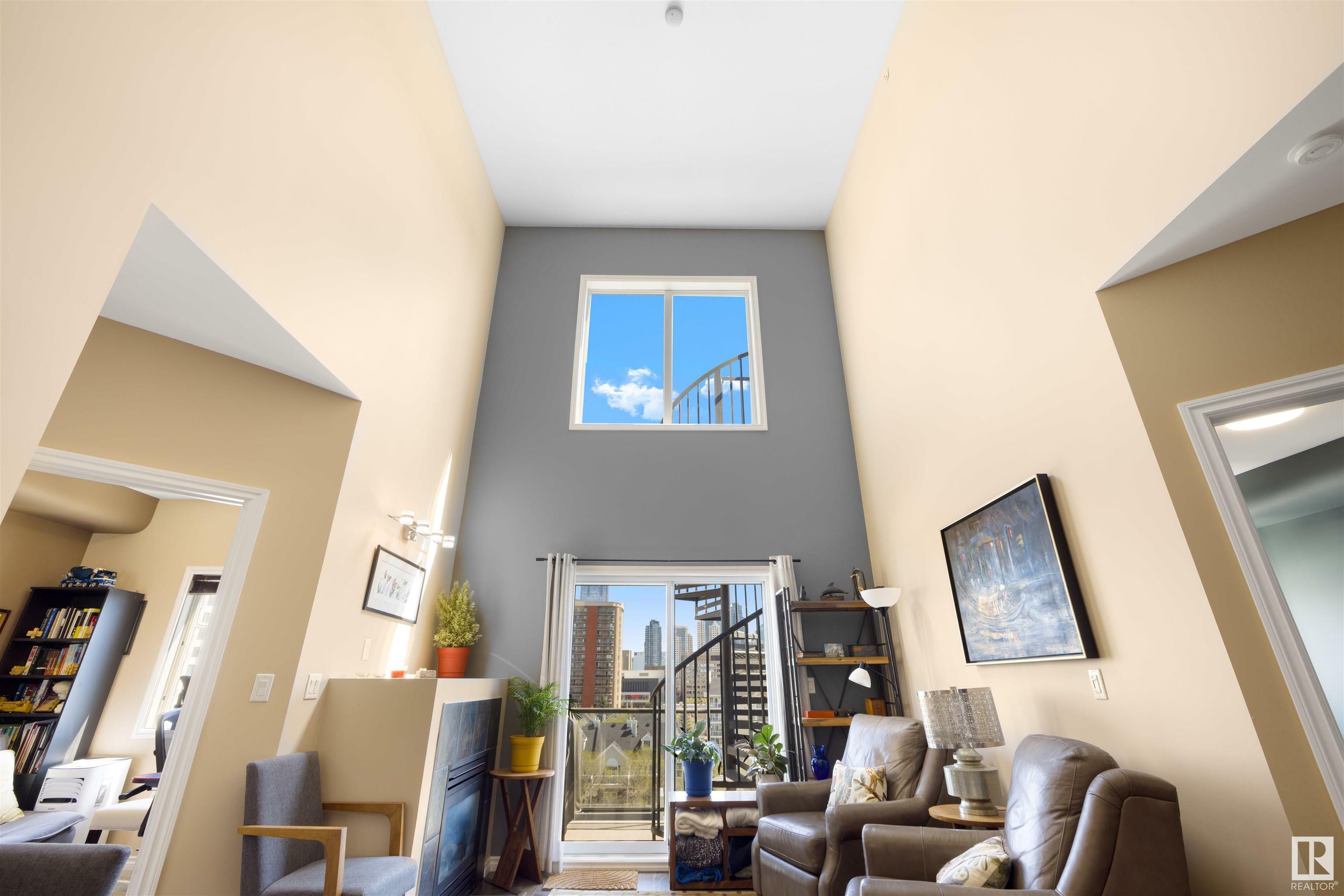 Property Photo: 10235 112 Street NW 609 AB T5K 1M7