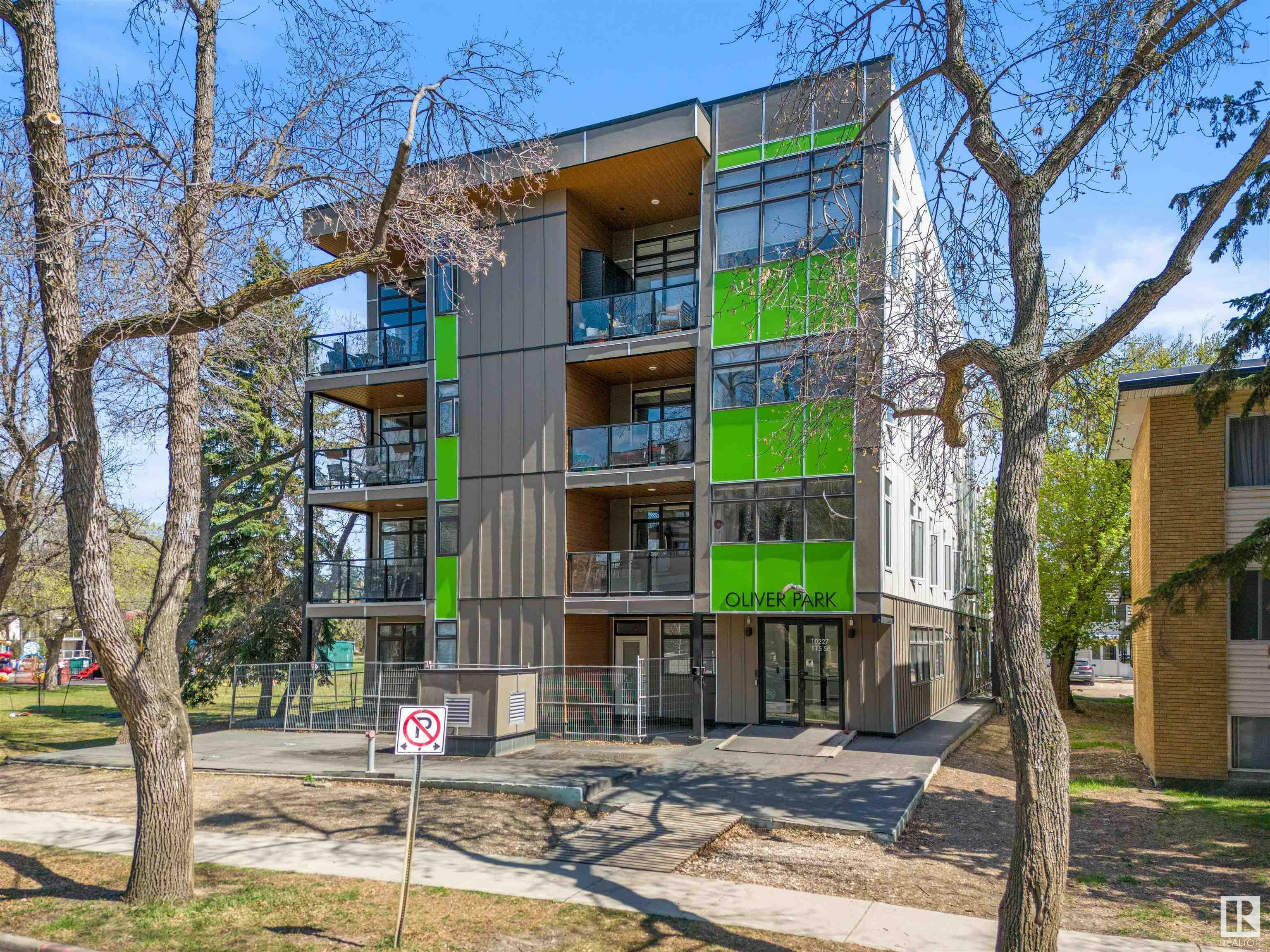 10227 115 Street NW 402  Edmonton AB T5K 1T7 photo
