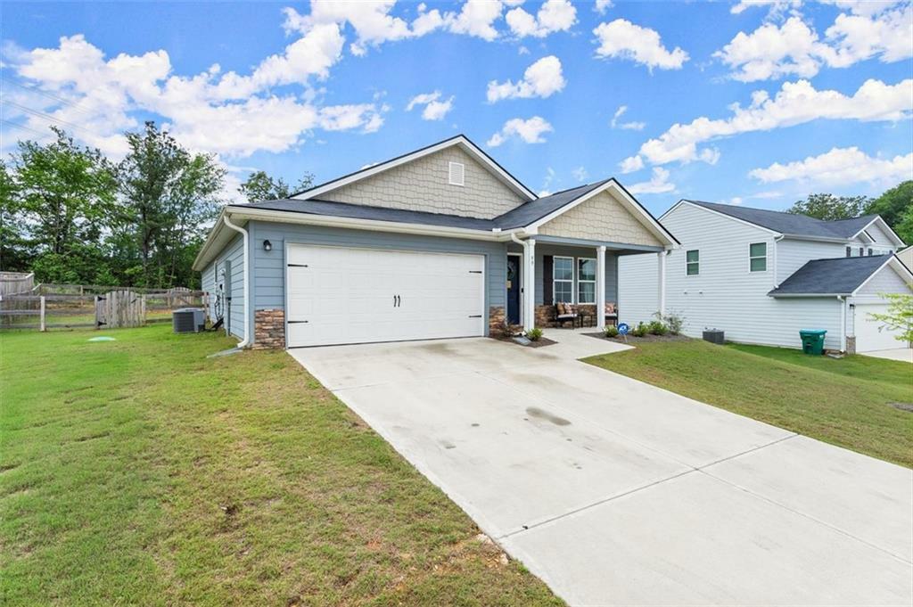 Property Photo: 99 Oxford Lane GA 30145