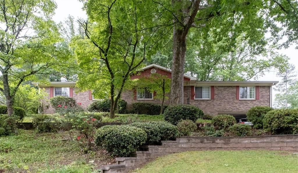 Property Photo: 1690 Cedar Grove Drive GA 30066