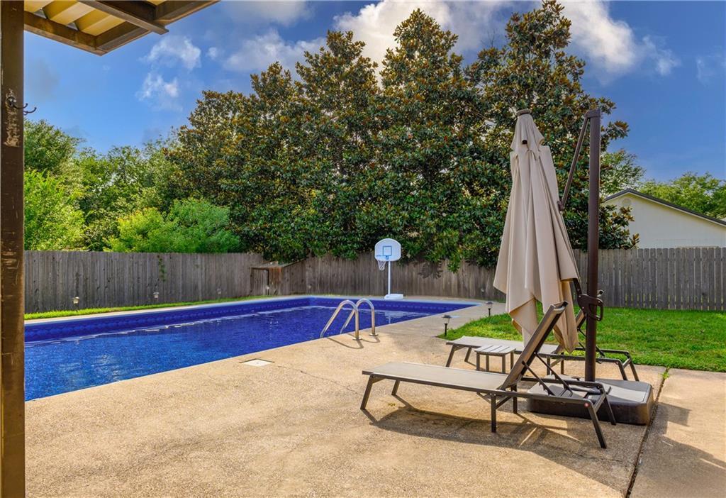 Property Photo: 5212 Argonne Boulevard LA 71303