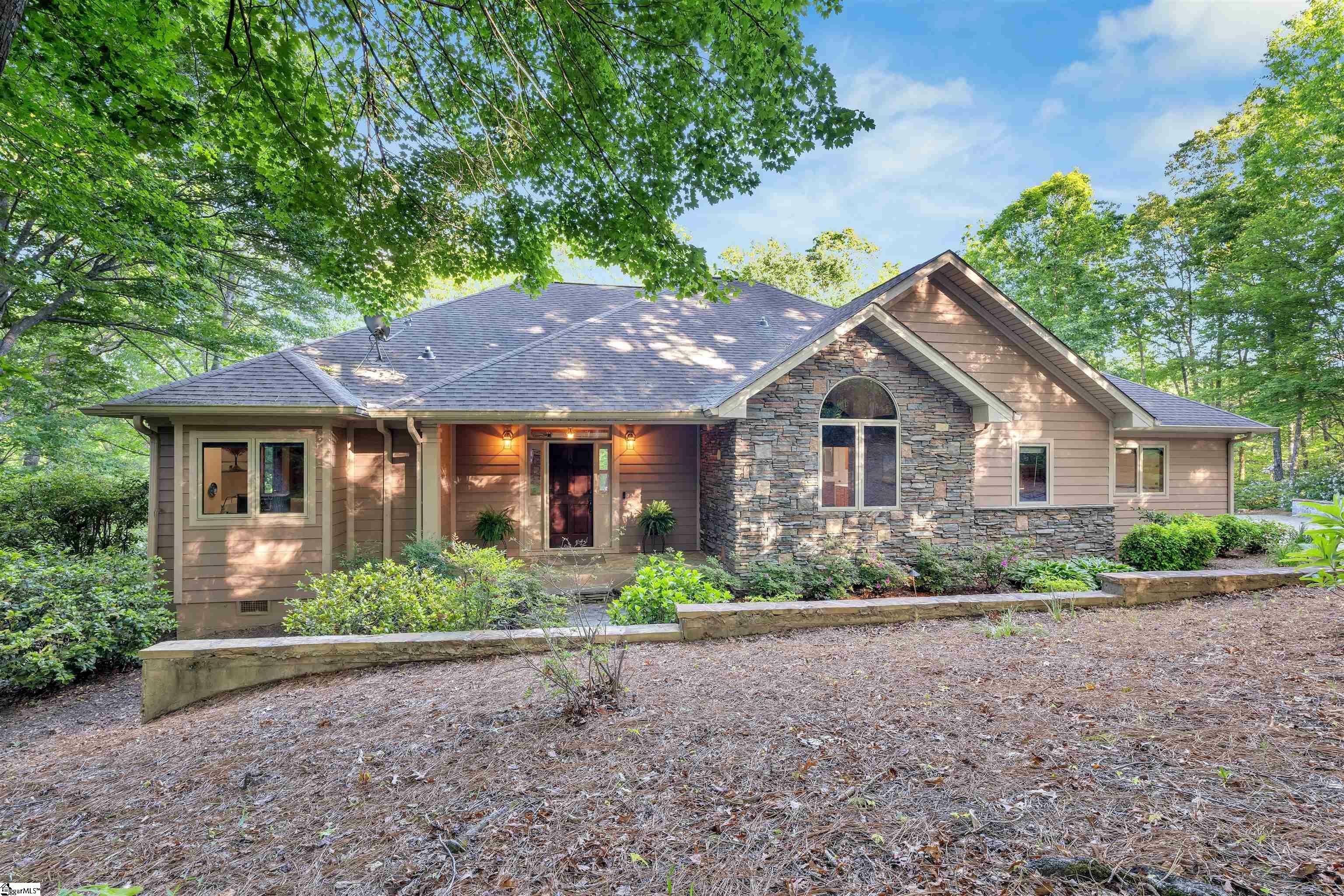 Property Photo: 101 Glen Hollow Road SC 29690