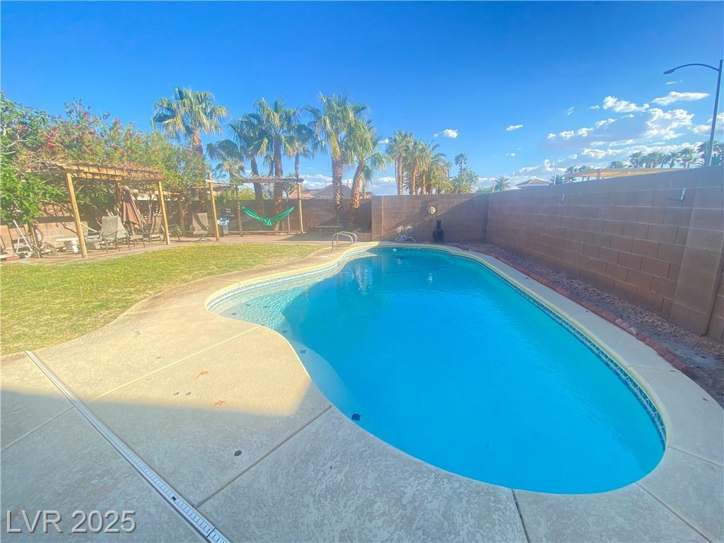 Property Photo: 9781 Pima Point Avenue NV 89147