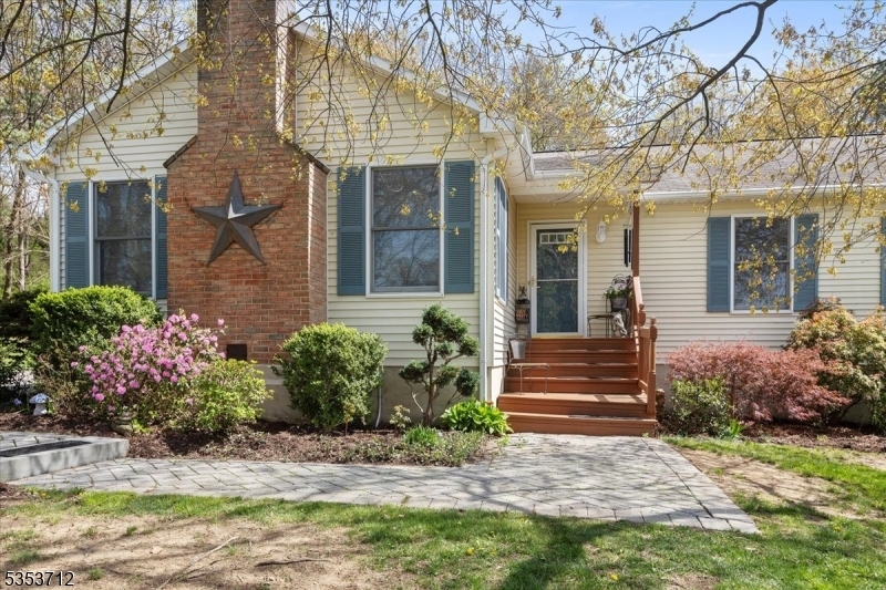 148 Buckhorn Dr  White Twp. NJ 07882 photo