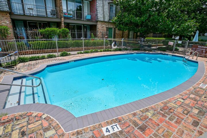 Property Photo:  5353 Institute Lane 12  TX 77005 