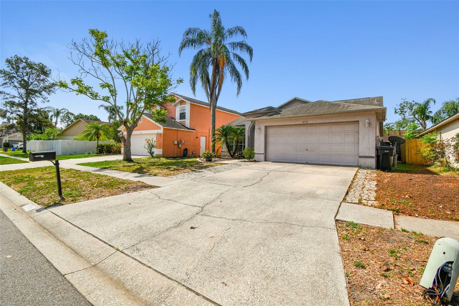 Property Photo: 8736 Huntfield Street FL 33635