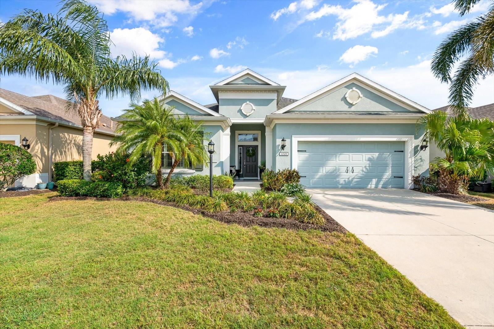Property Photo: 11508 Griffith Park Terrace FL 34211