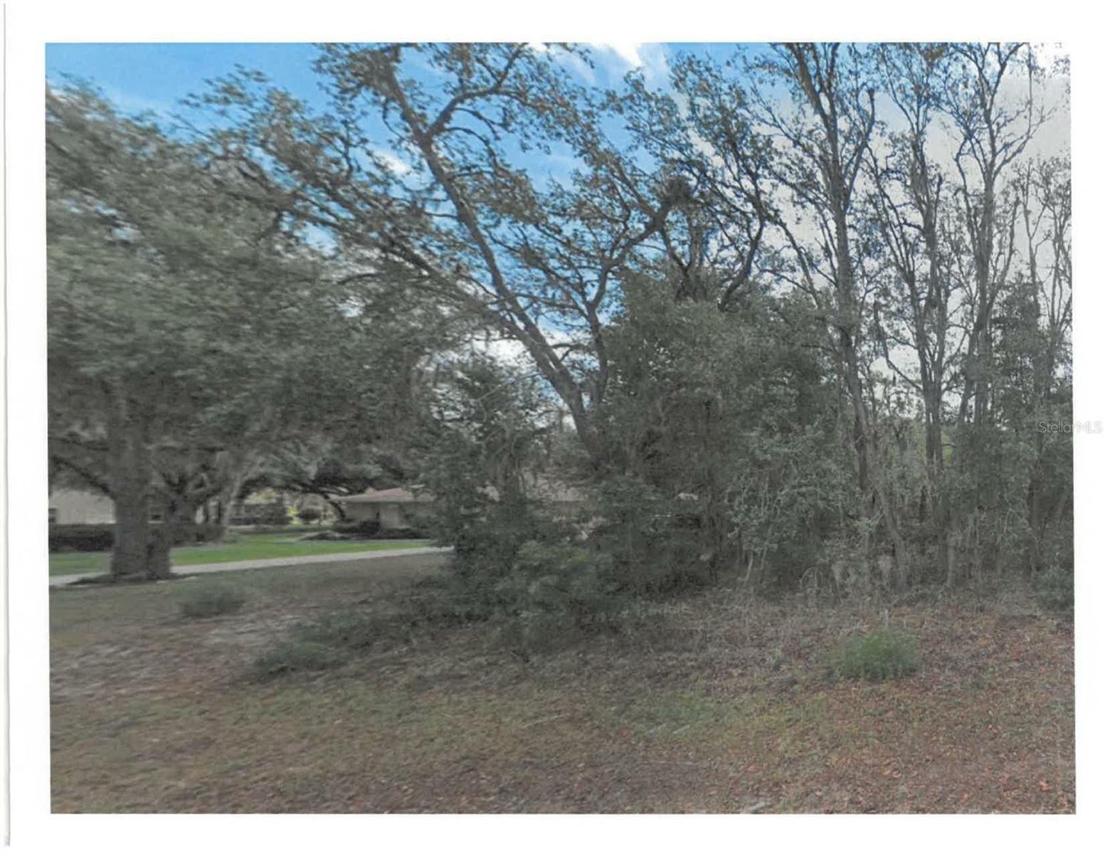Property Photo: 661 N Fresno Avenue FL 34442