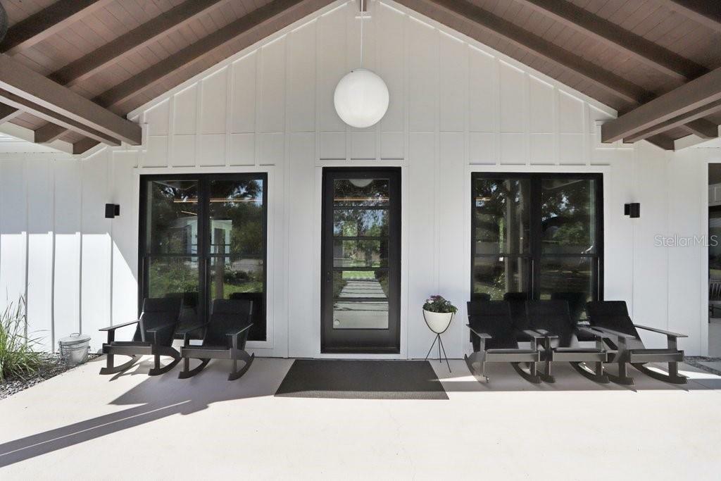 Property Photo: 3440 Crenshaw Lake Road FL 33548