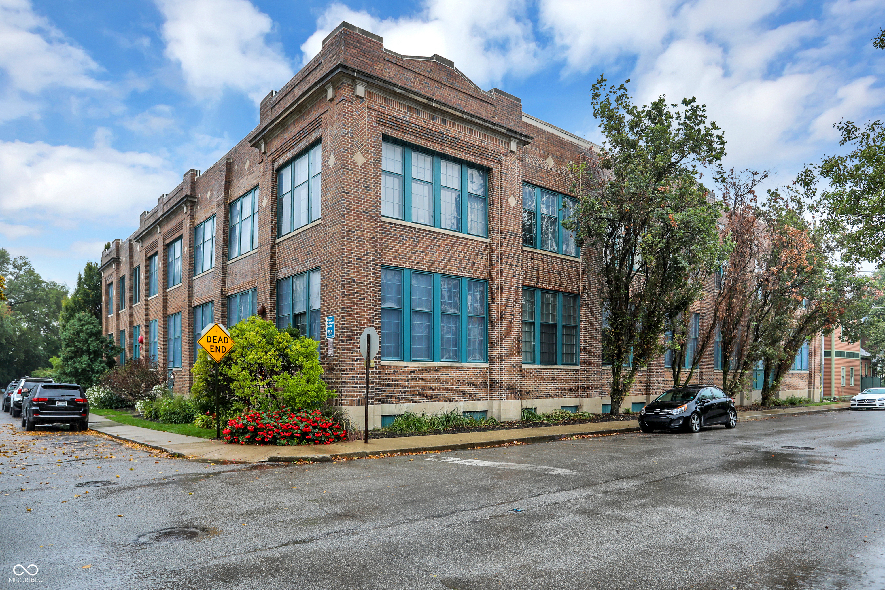 735 Lexington Avenue Apt 27  Indianapolis IN 46203 photo