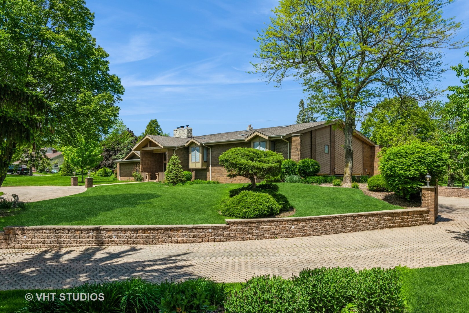 30W010 Smith Road  West Chicago IL 60185 photo