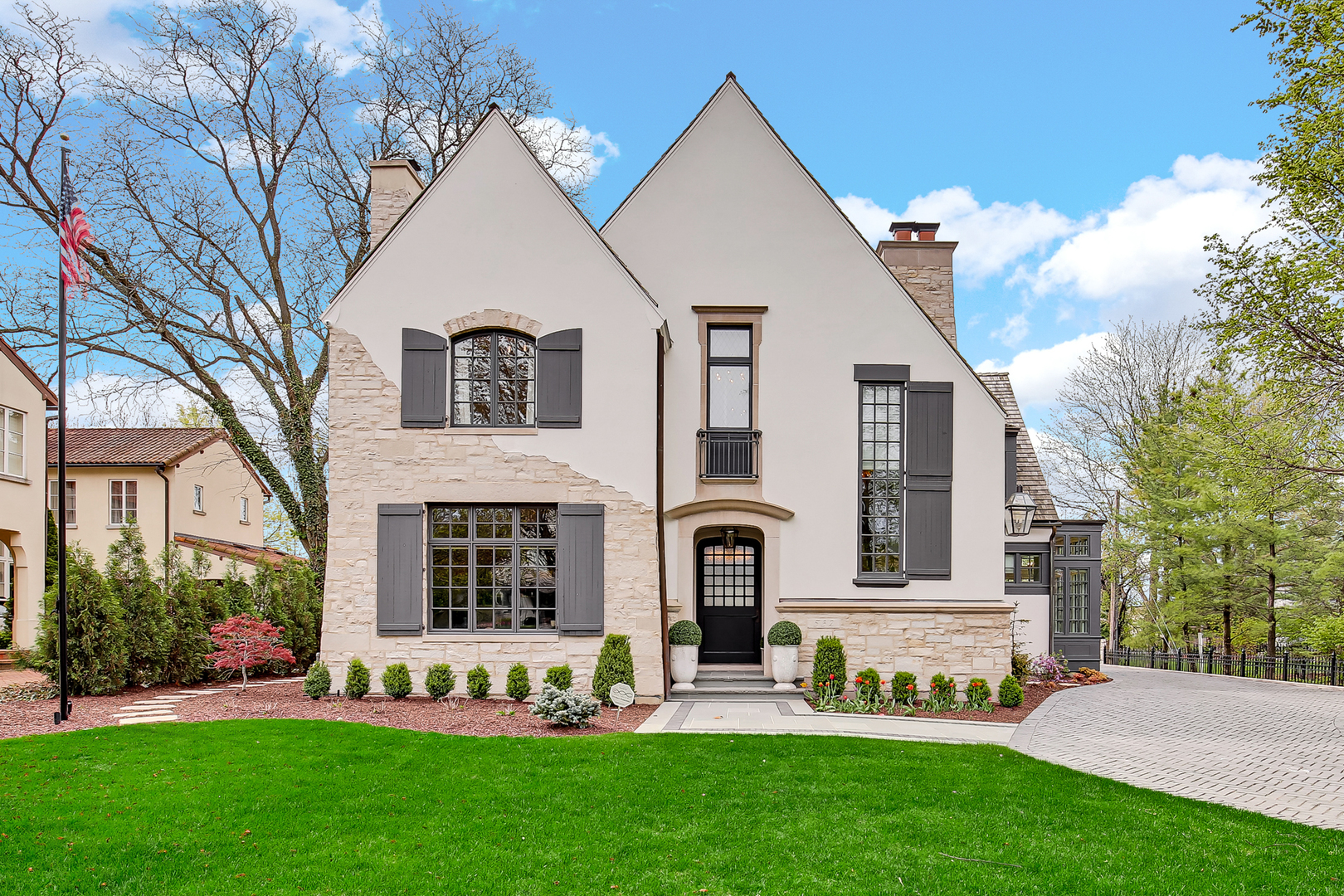 Property Photo: 532 W North Street IL 60521