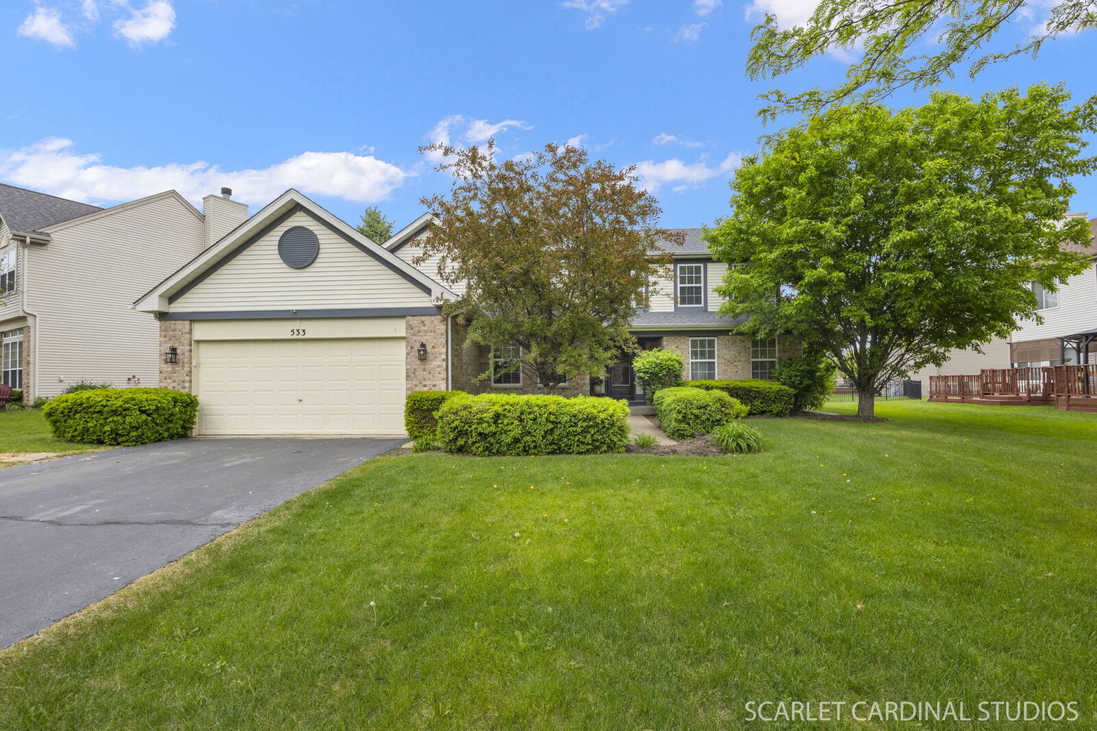 Property Photo:  533 Waterford Drive  IL 60543 