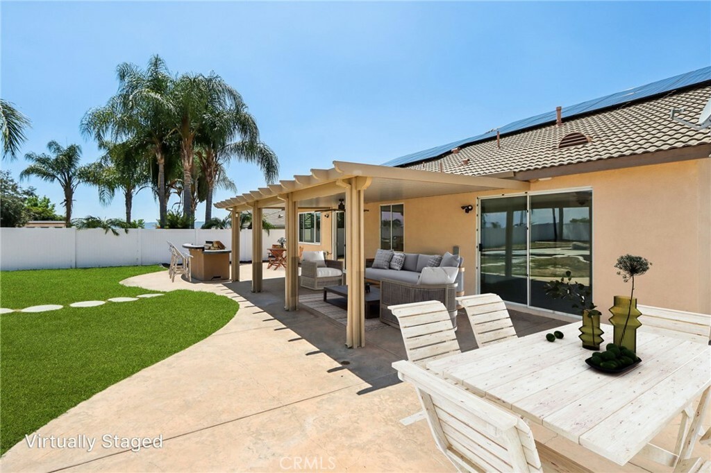 Property Photo: 35392 Meadow Park Circle CA 92595
