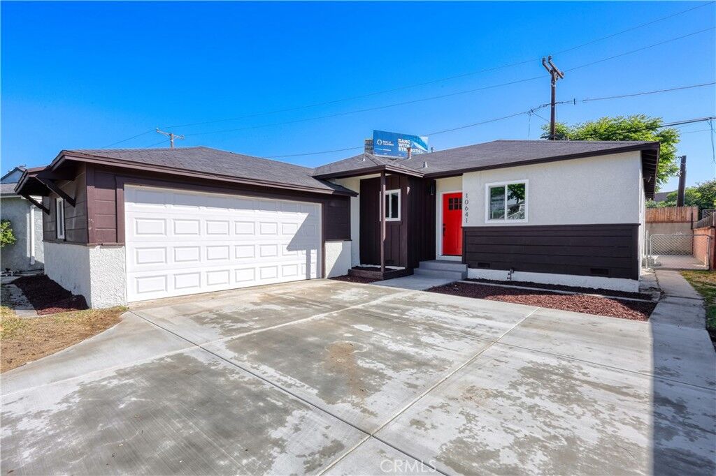 Property Photo:  10641 Lindale Street  CA 90650 
