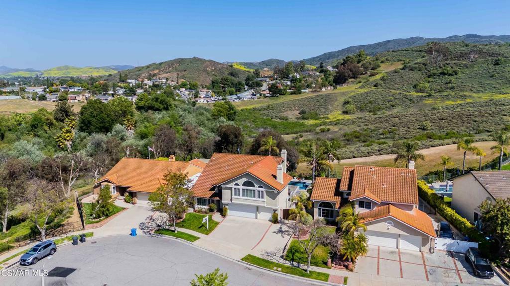Property Photo: 764 Coldbrook Place CA 93065