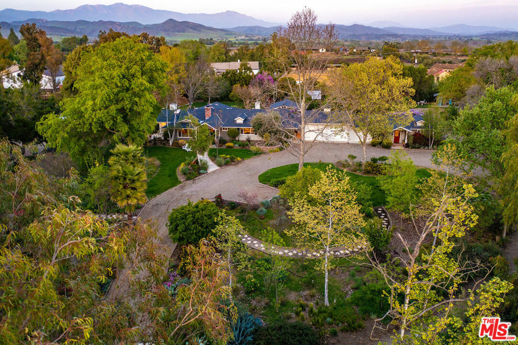Property Photo: 1516 Monarch Drive CA 93460