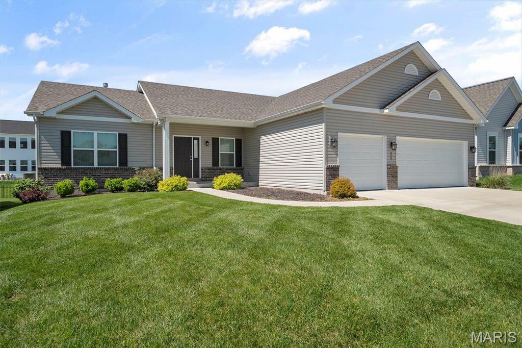 Property Photo: 217 Wayfair MO 63301