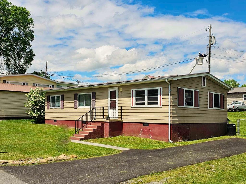 Property Photo: 103 Sagebrush Avenue WV 24740