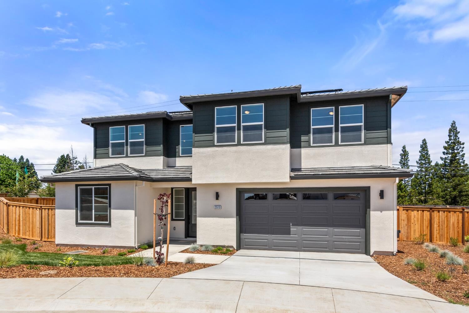 Property Photo: 2510 Bramble Court CA 95603