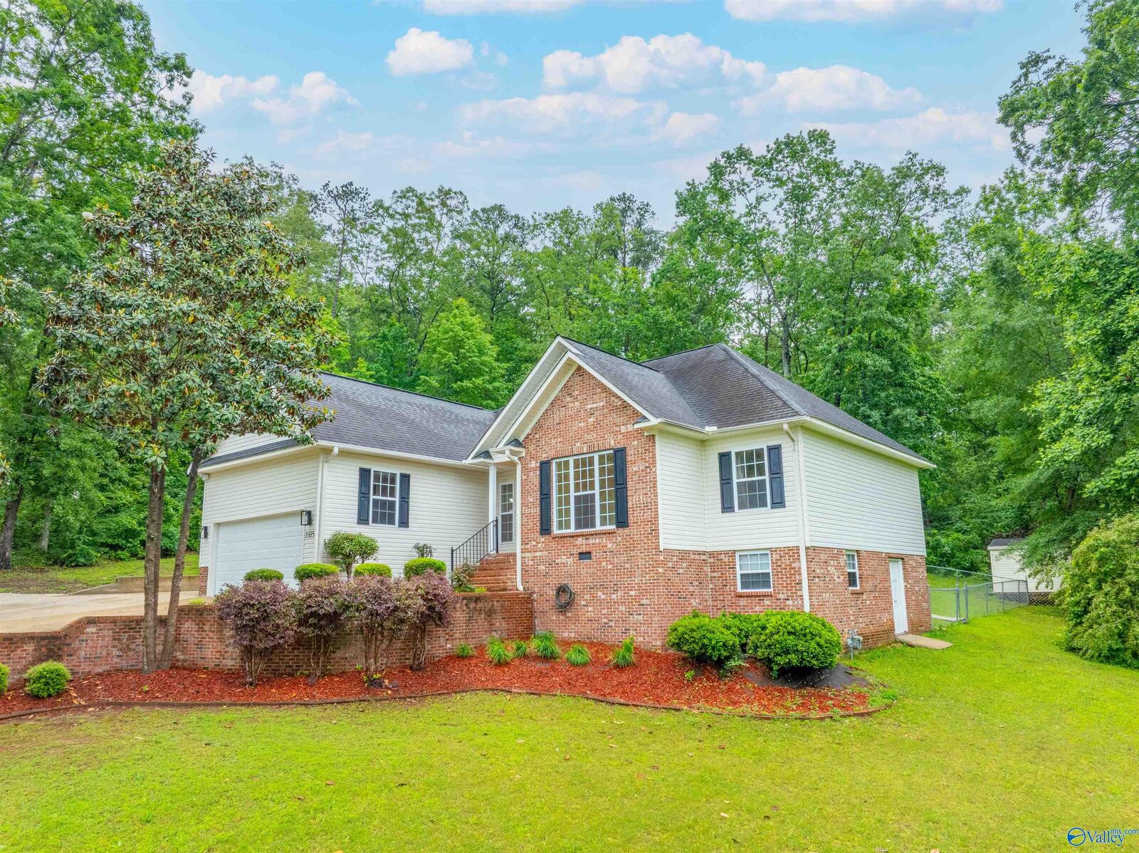 Property Photo:  2115 James Drive  AL 35907 