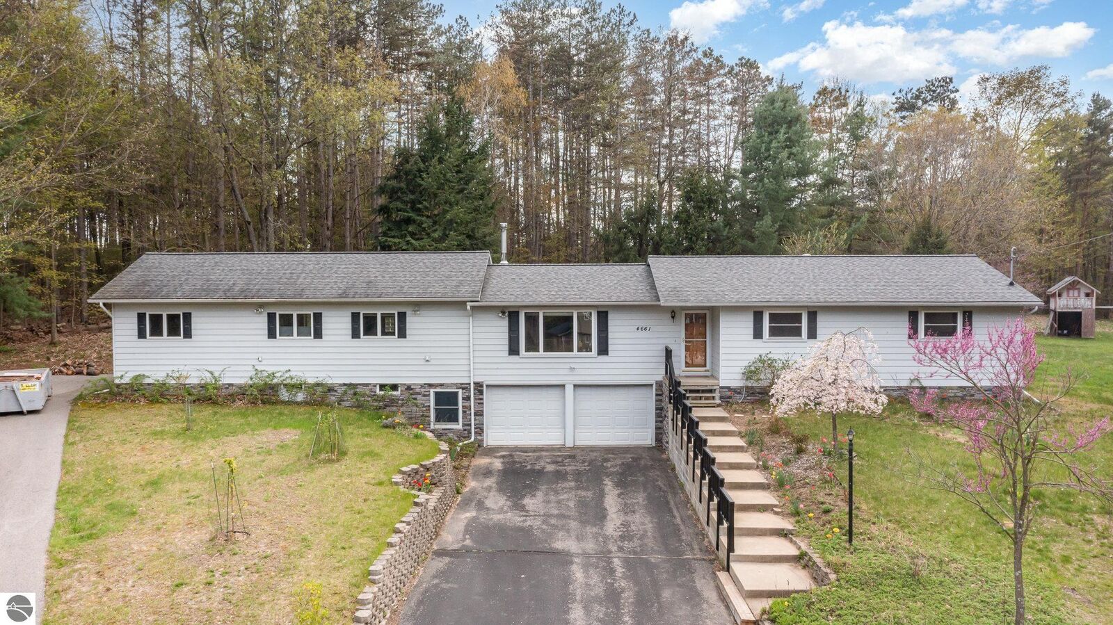 Property Photo: 4661 Cardinal Drive MI 48858