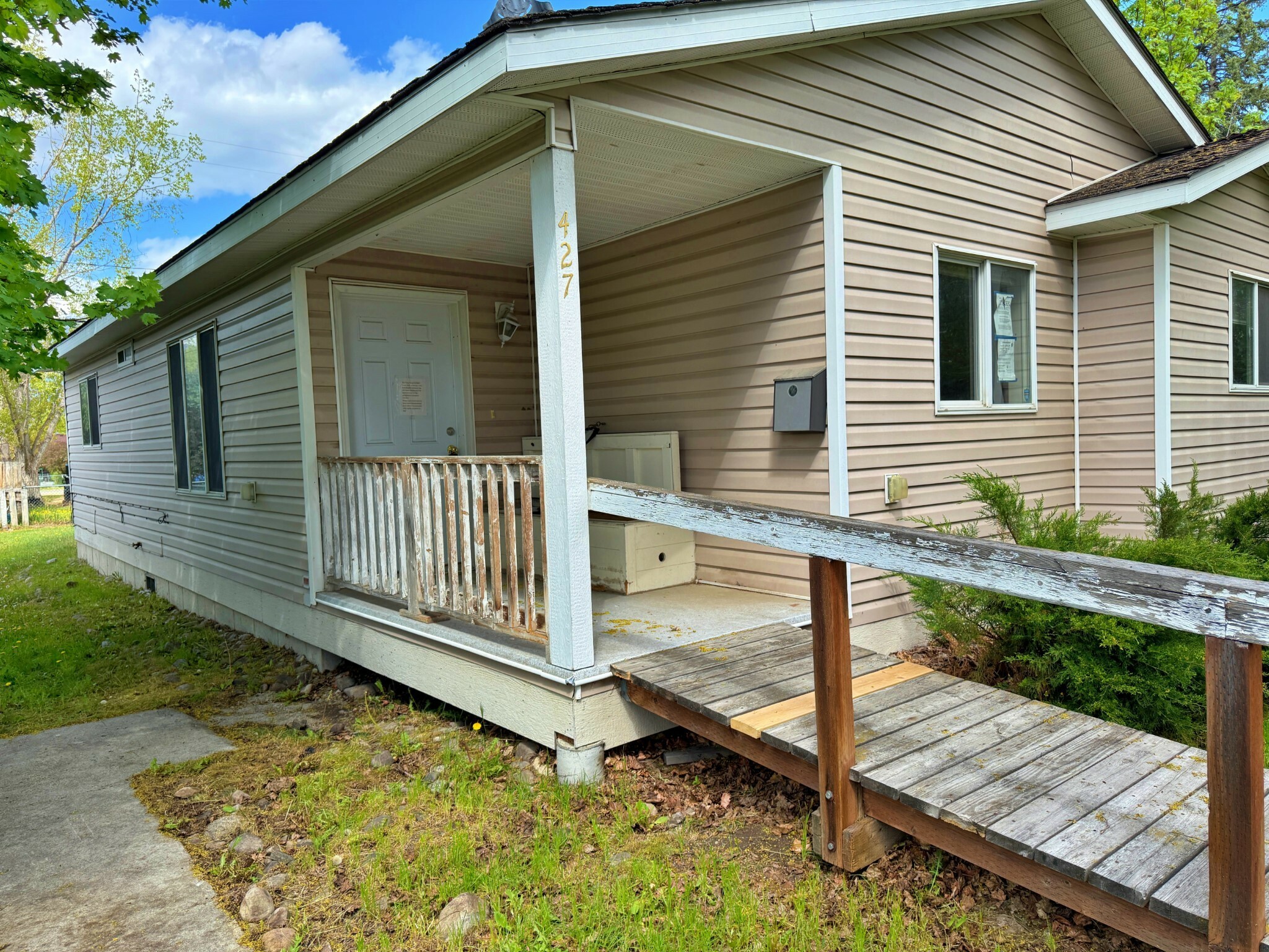 Property Photo: 427 Pine Street MT 59870