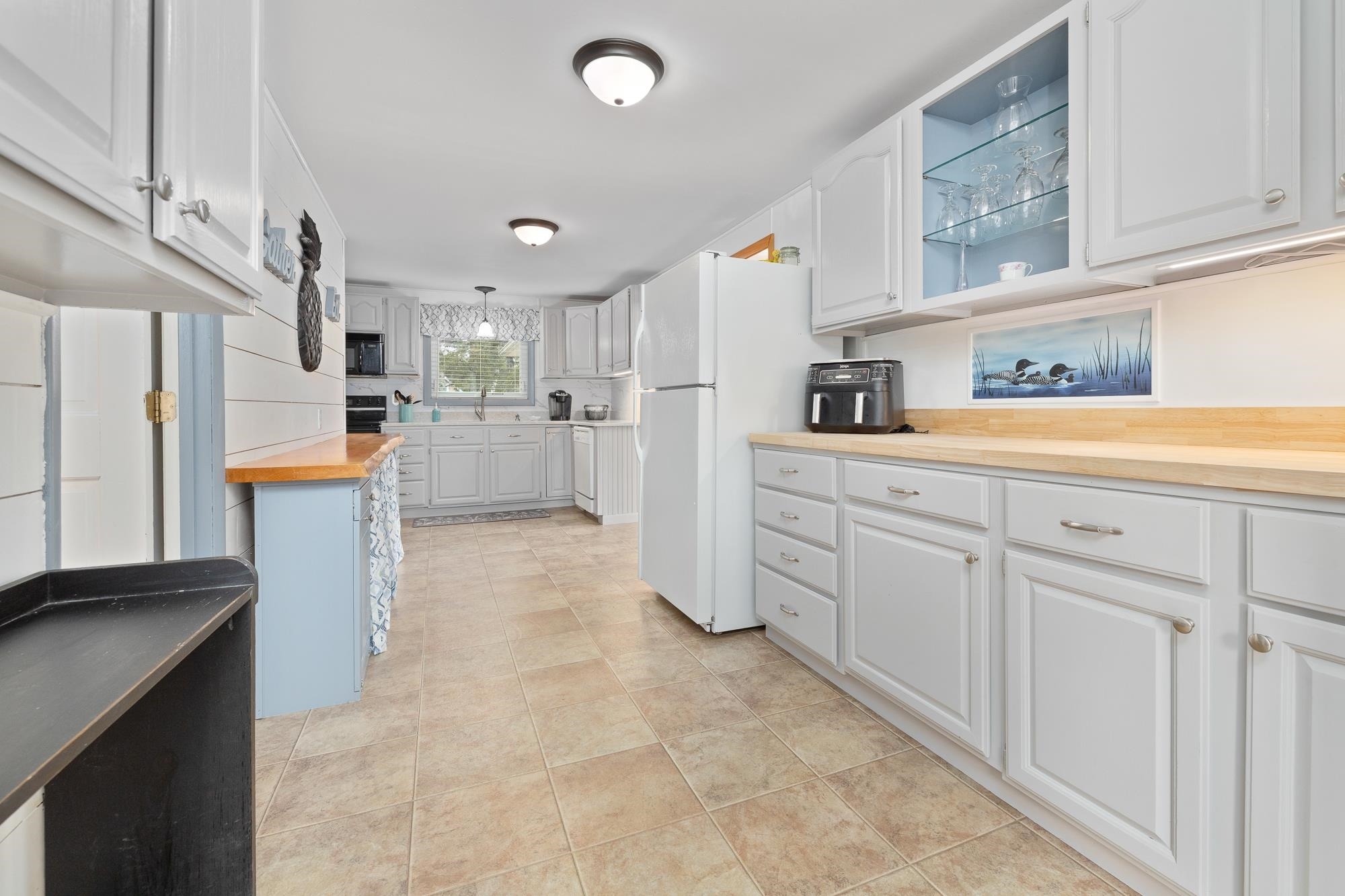 Property Photo: 3322 Route 2 W VT 05873