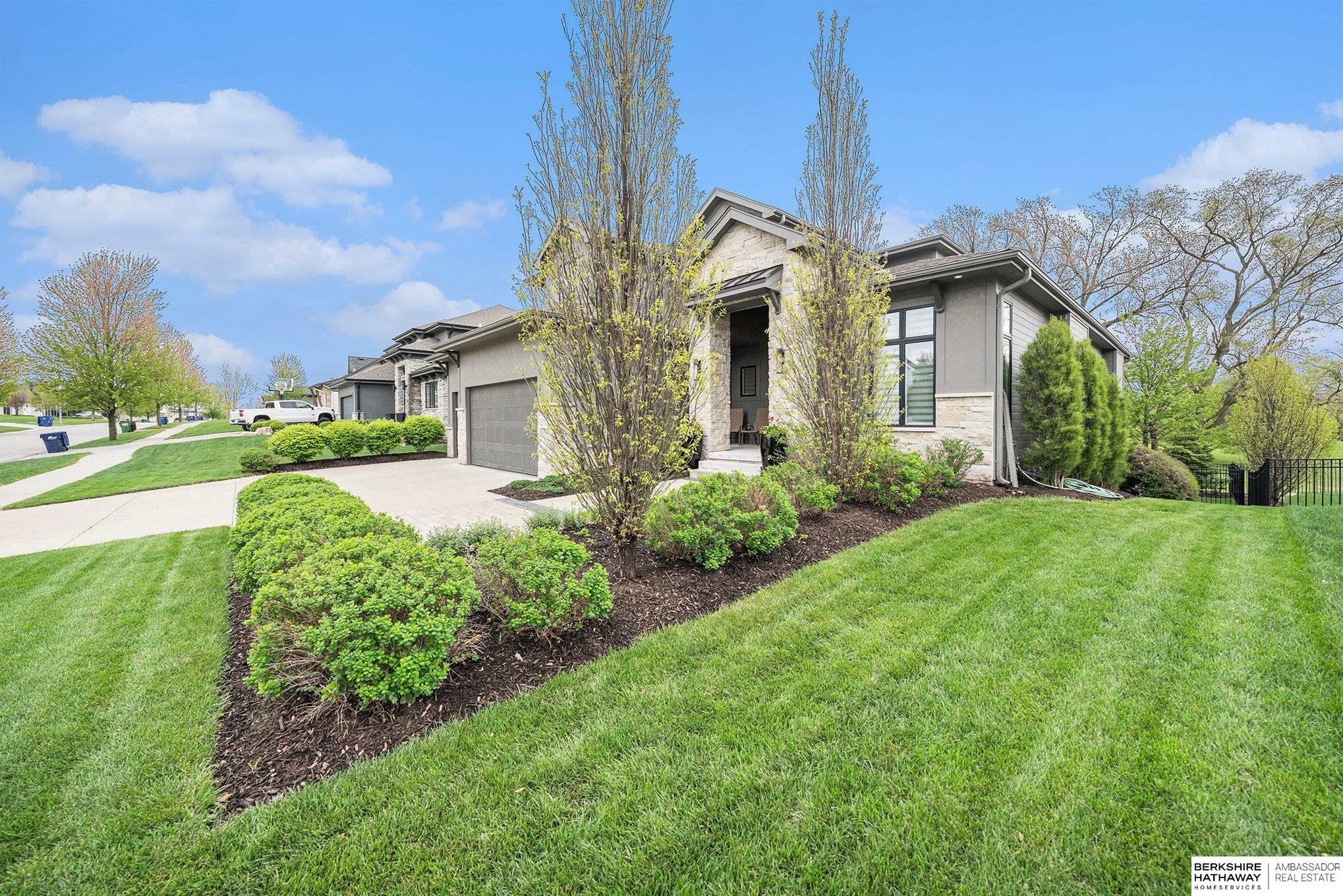 Property Photo: 2331 S 218th Avenue NE 68022