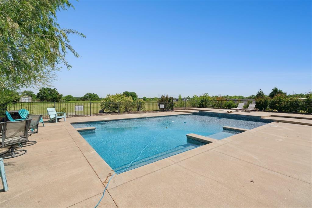 Property Photo:  7941 E Sorghum Mill Road  OK 73034 